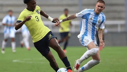 切尔西谈判引进厄瓜多尔15岁后防新星奥尔多涅斯