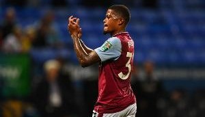 法媒：费内巴切就引进利昂-贝利与维拉谈判，球员身价2800万欧